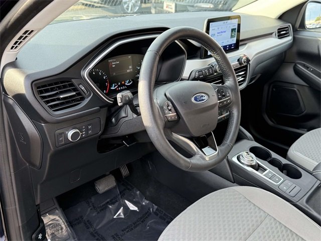 2021 Ford Escape SE photo 2