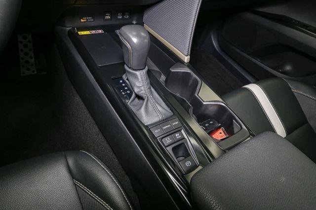2025 Toyota Camry XSE photo 25