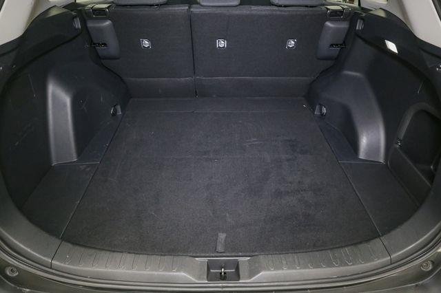 2025 Toyota RAV4 Hybrid LE photo 10