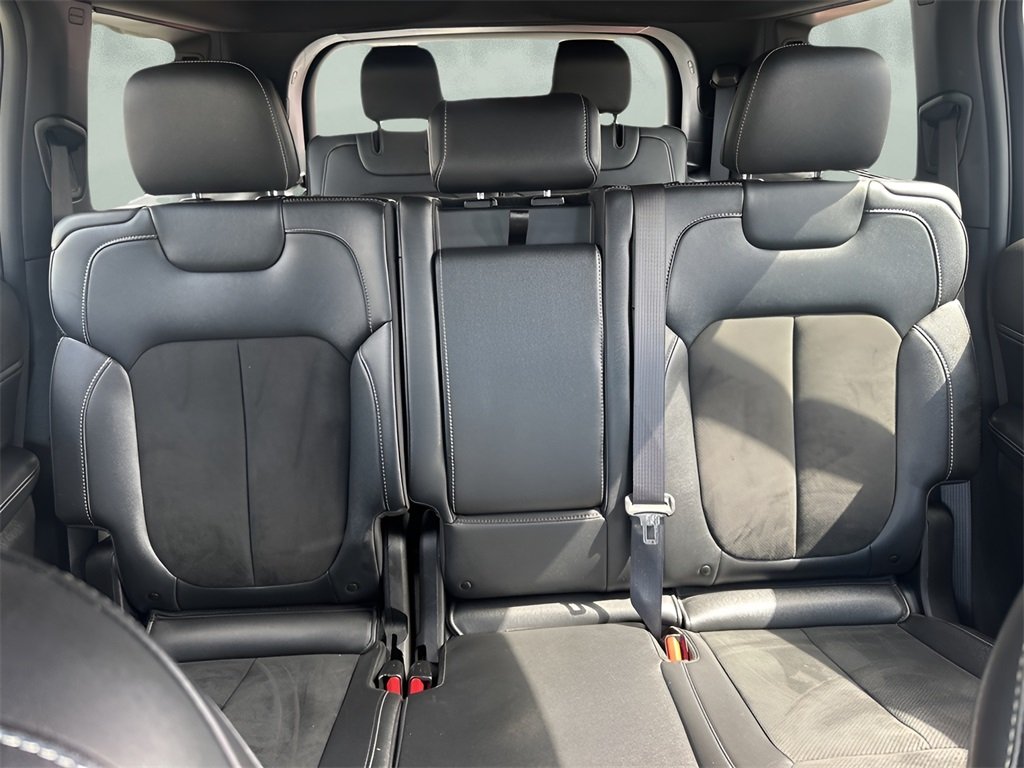 2024 Jeep Grand Cherokee Altitude photo 10