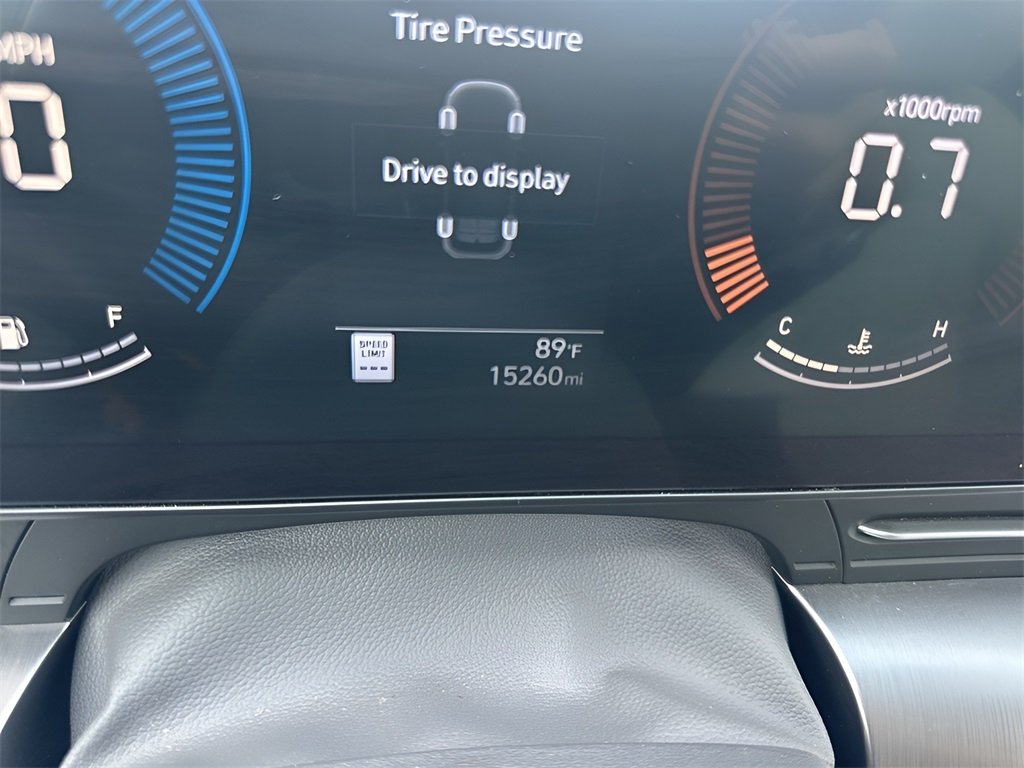 2025 Hyundai Kona SEL photo 22