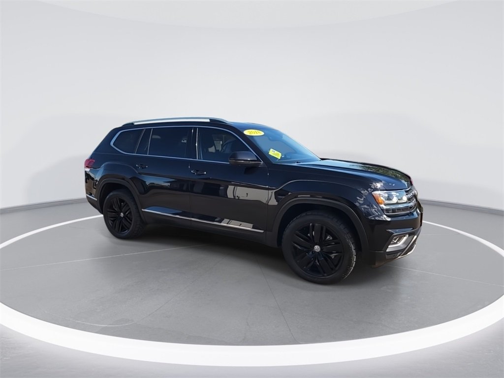 2018 Volkswagen Atlas SEL Premium photo 2
