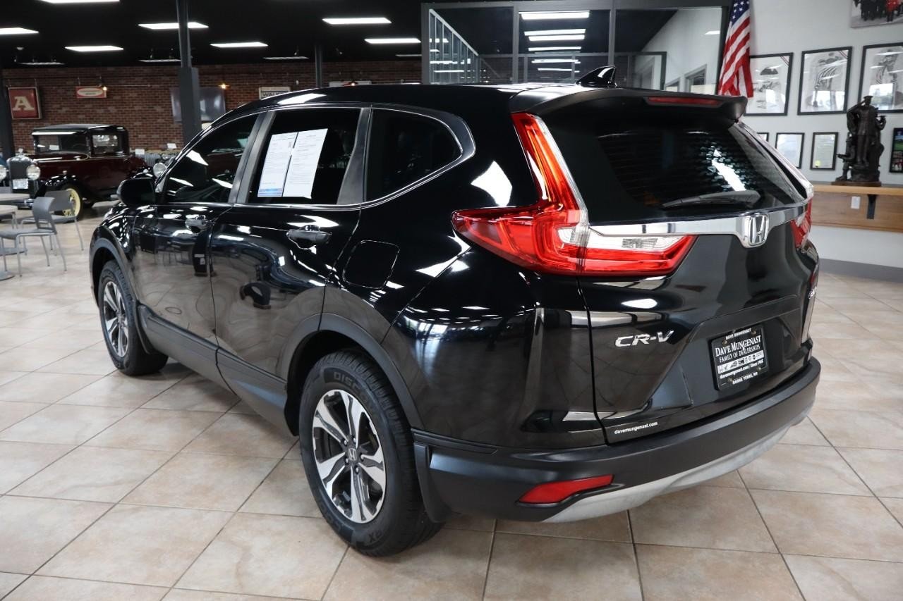 2017 Honda CR-V LX photo 3