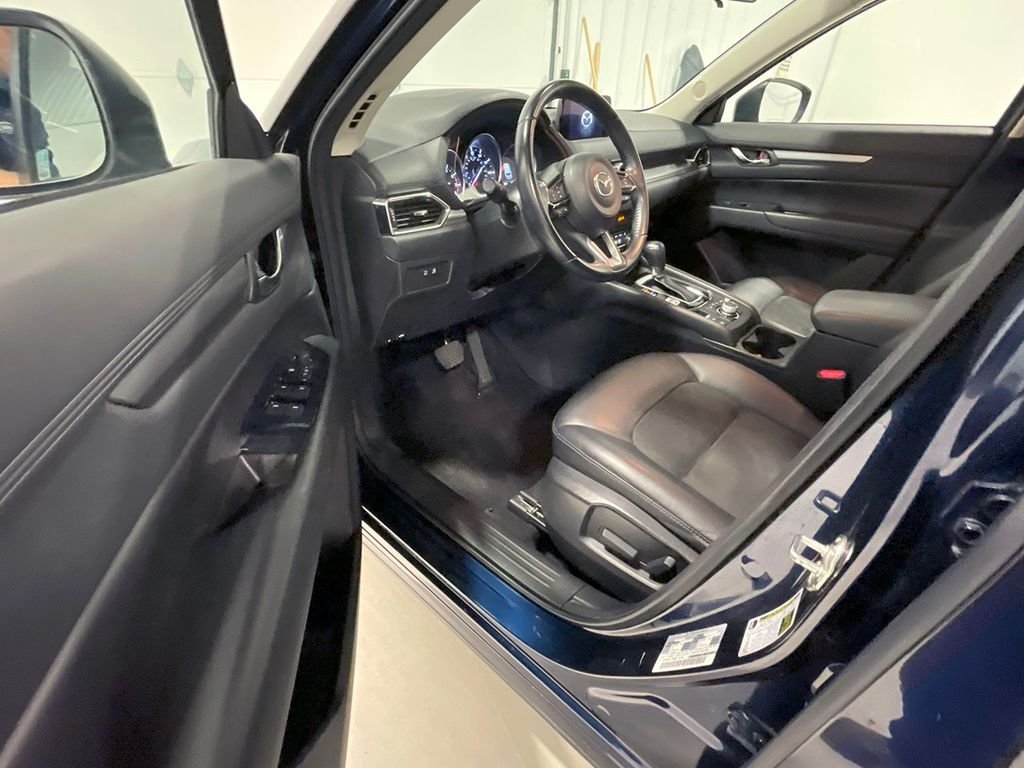2020 Mazda CX-5 Touring photo 13