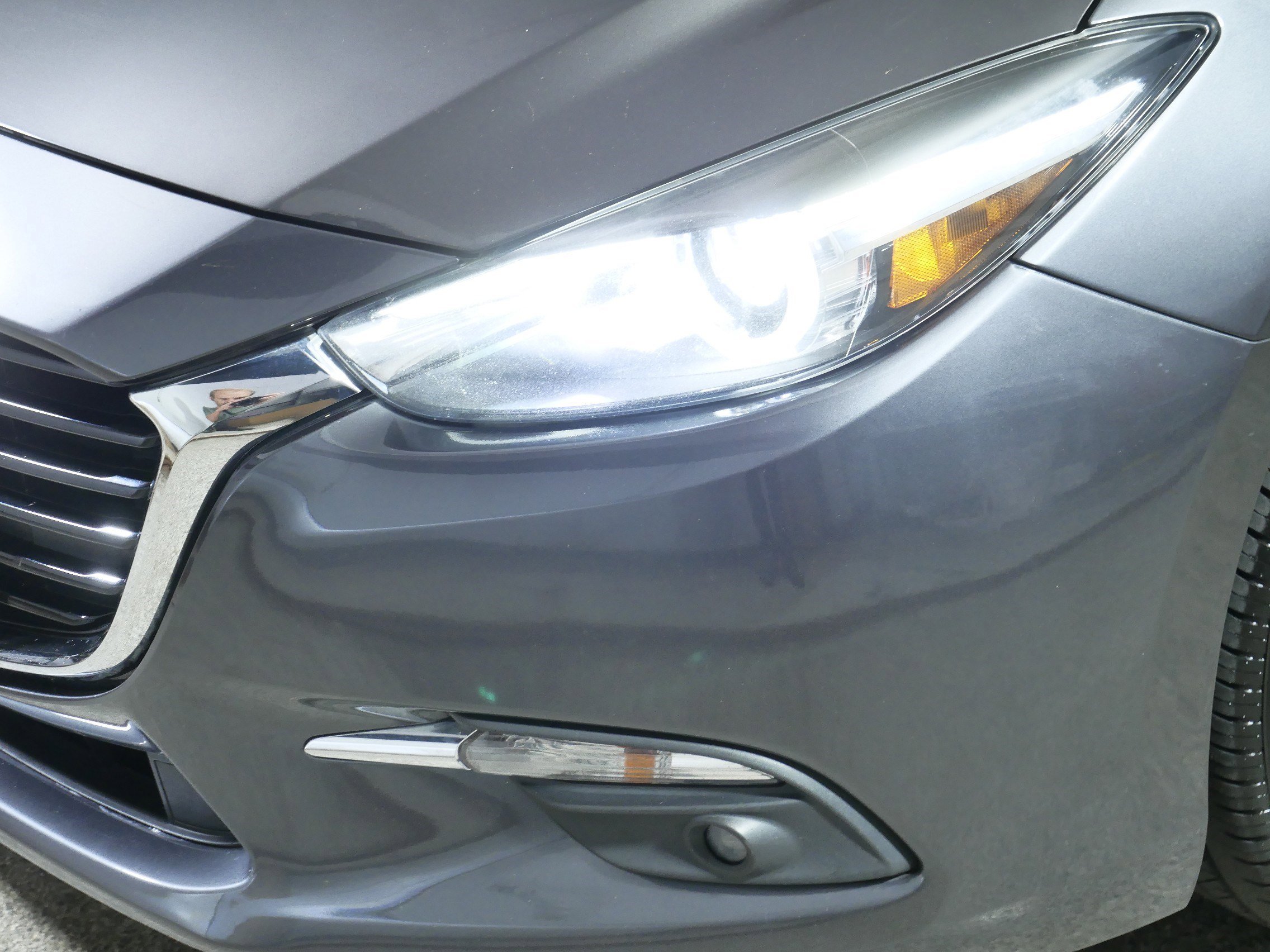 2018 Mazda Mazda3 Grand Touring photo 16