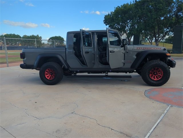 2022 Jeep Gladiator Rubicon photo 2