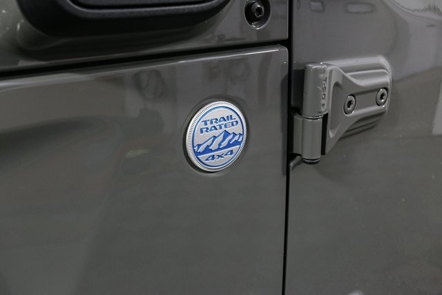 2022 Jeep Wrangler Unlimited Sahara 4xe photo 6