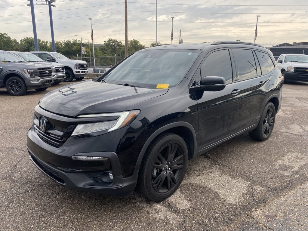 2020 Honda Pilot Black Edition photo 3