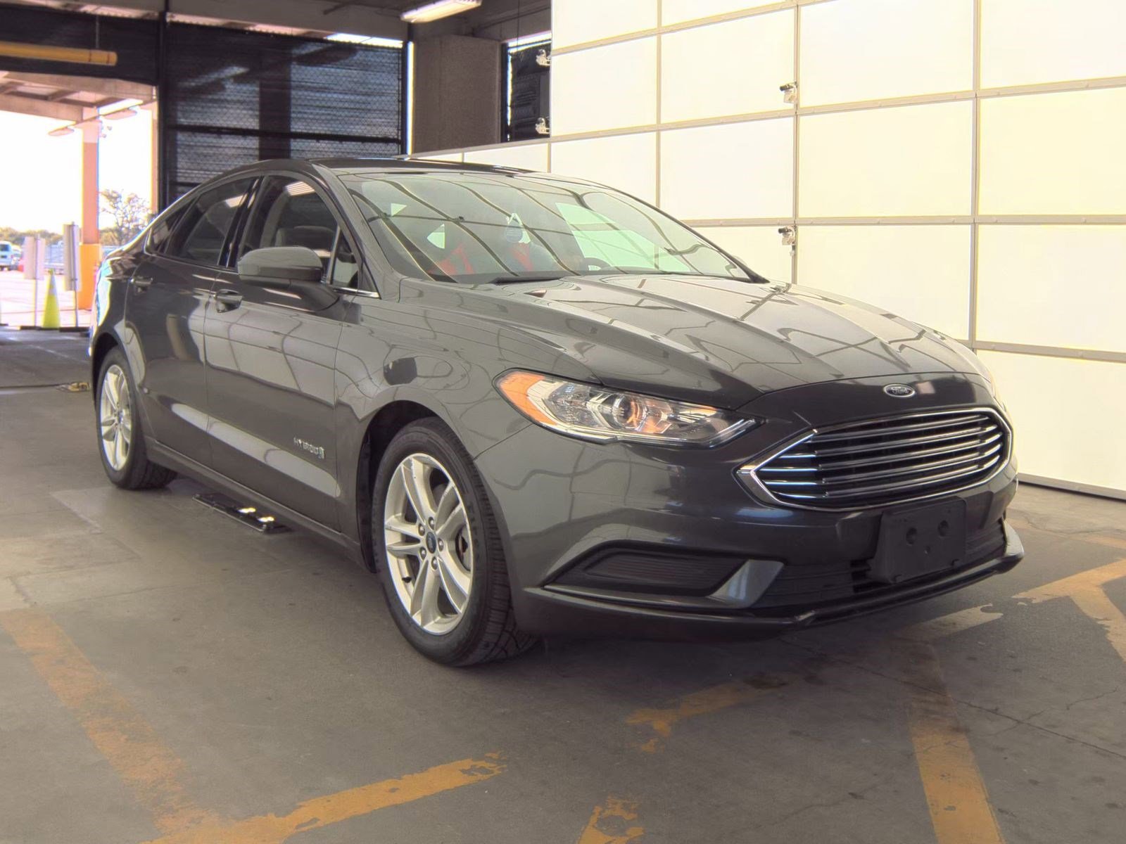 2018 Ford Fusion Hybrid S photo 4