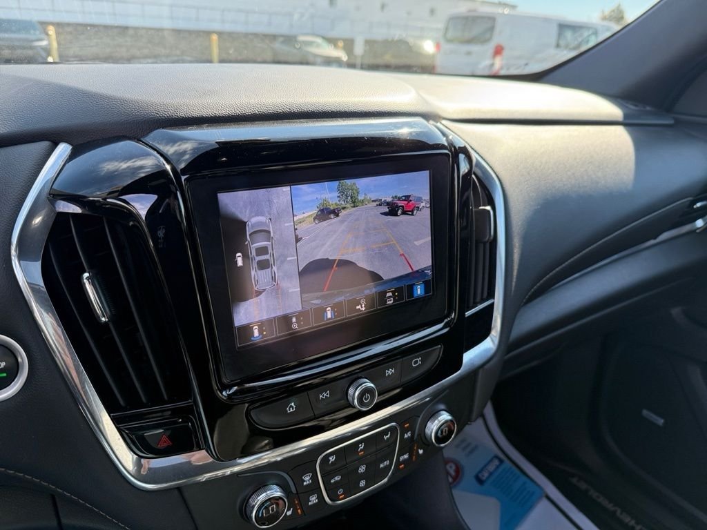 2023 Chevrolet Traverse Leather photo 15
