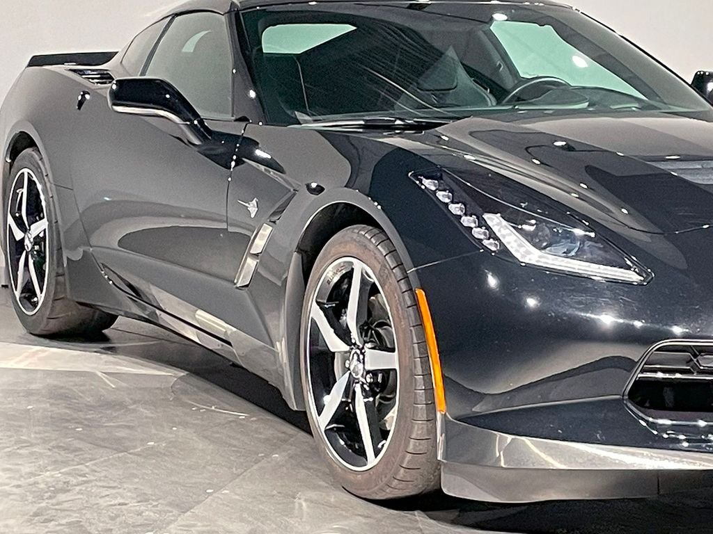 2015 Chevrolet Corvette Stingray 2LT photo 15
