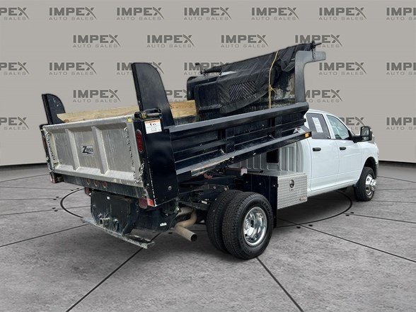 2023 Ram 3500 Tradesman photo 7