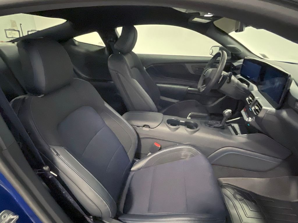 2024 Ford Mustang Dark Horse photo 42