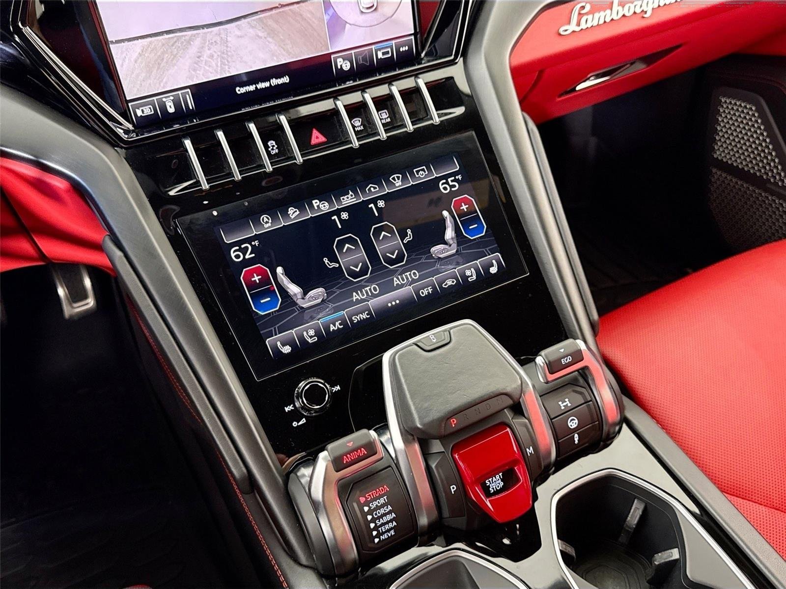 2021 Lamborghini Urus photo 18