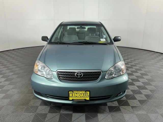 2005 Toyota Corolla CE photo 2
