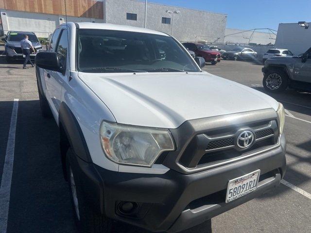 2014 Toyota Tacoma PreRunner photo 3