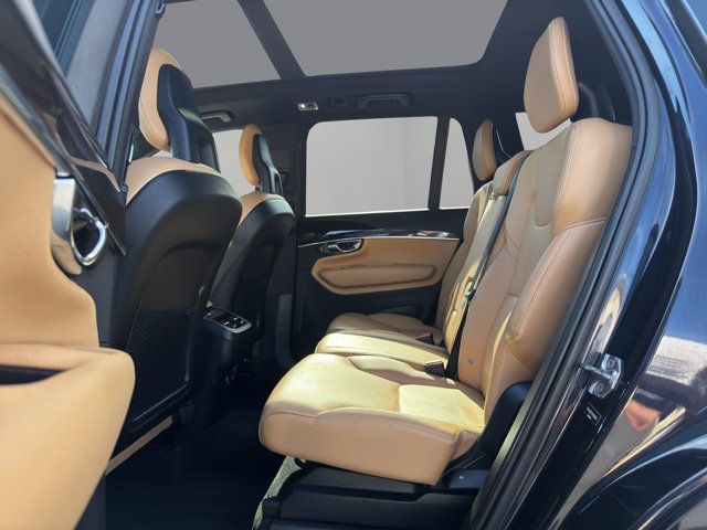 2017 Volvo XC90 Momentum photo 12