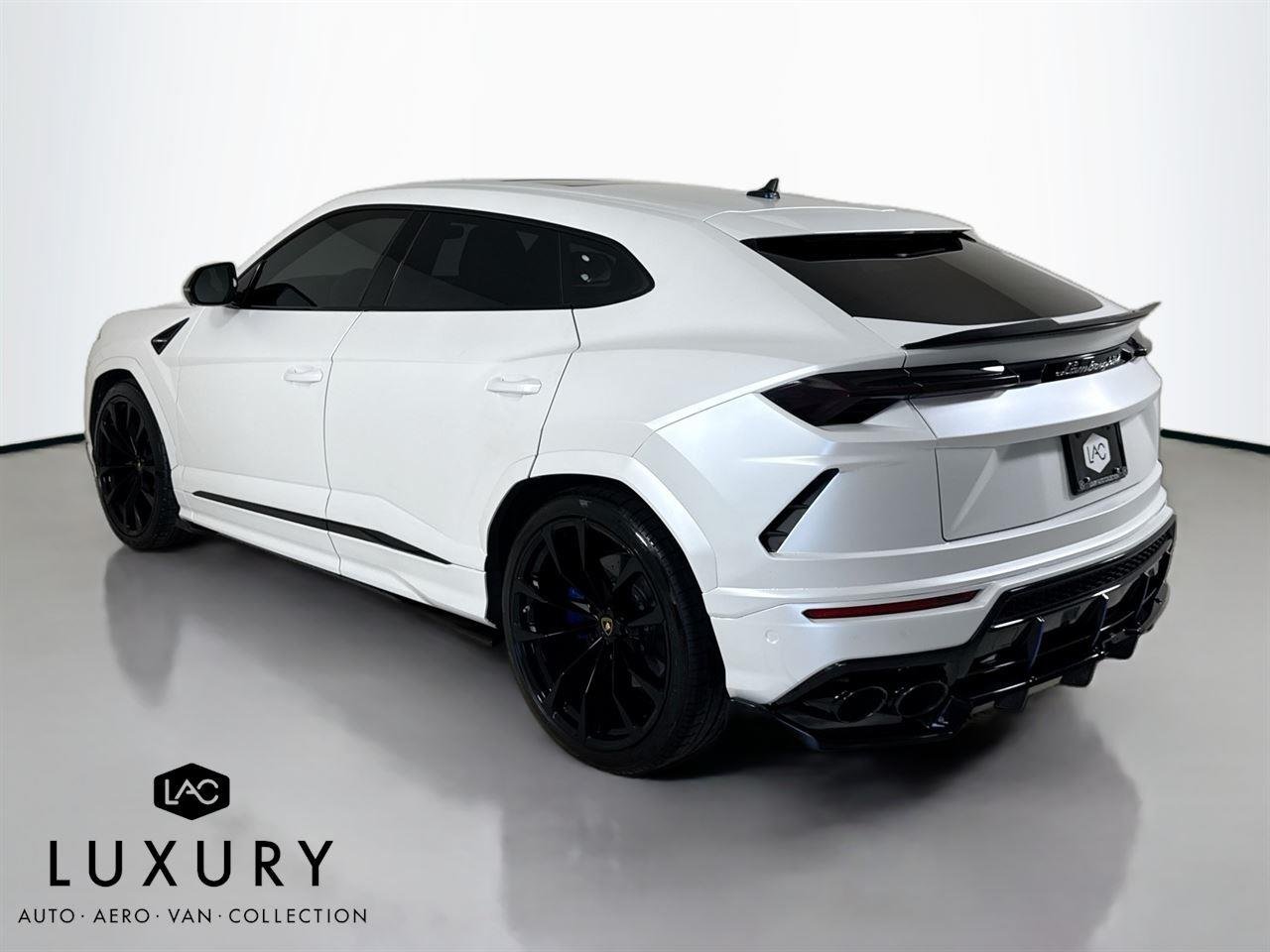 2021 Lamborghini Urus photo 6
