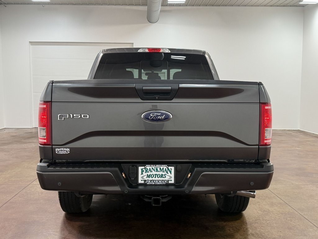 2017 Ford F-150 XLT photo 22