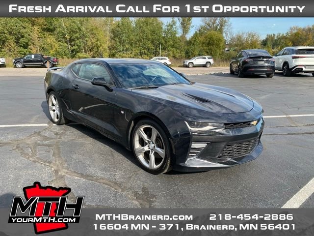 2017 Chevrolet Camaro 2SS photo 2