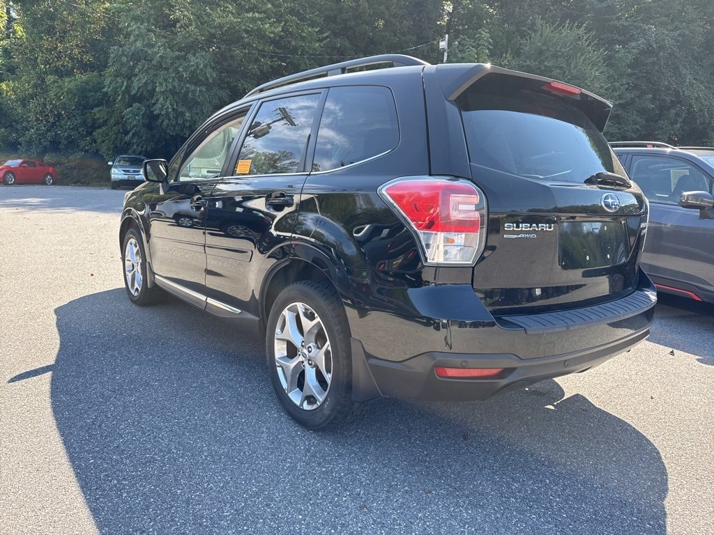 2017 Subaru Forester 2.5i Touring photo 3