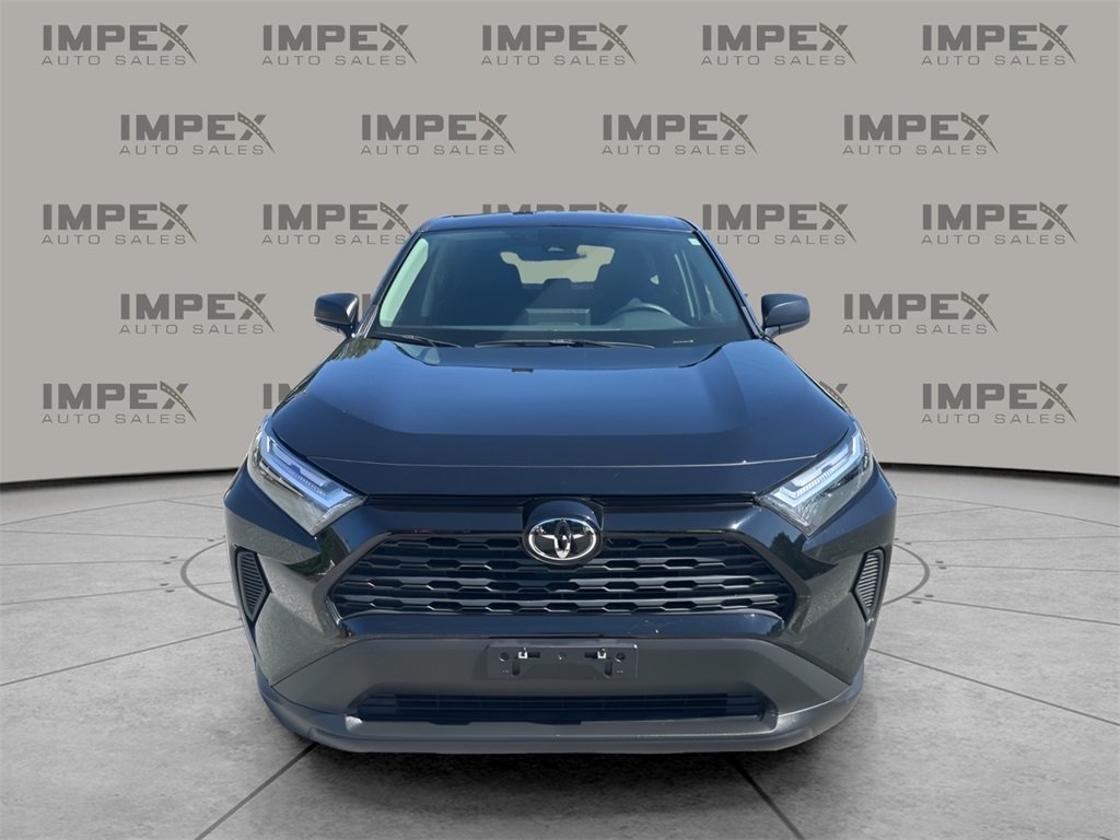 2024 Toyota RAV4 LE photo 7