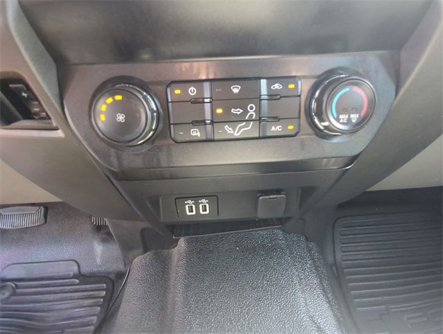 2019 Ford F-350 photo 17