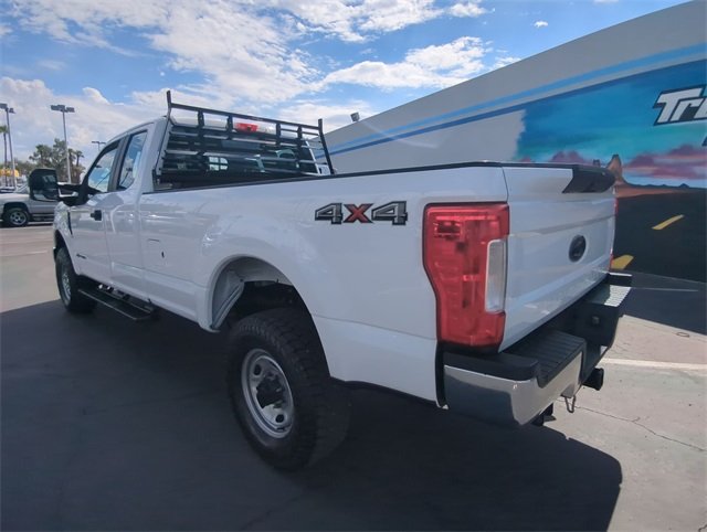 2019 Ford F-350 photo 4