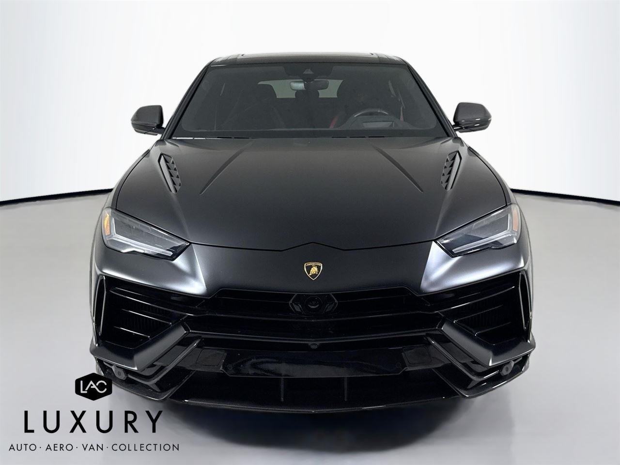 2023 Lamborghini Urus Performante photo 9