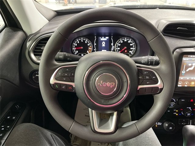 2023 Jeep Renegade Latitude Upland photo 12