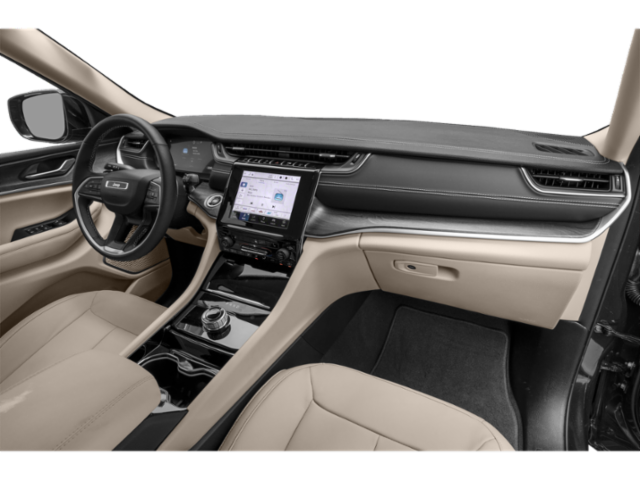 2023 Jeep Grand Cherokee Overland photo 11