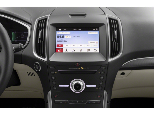 2020 Ford Edge SEL photo 7
