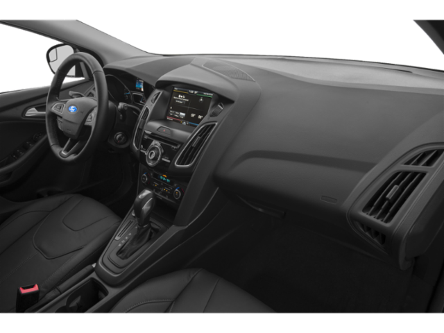 2018 Ford Focus SE photo 12